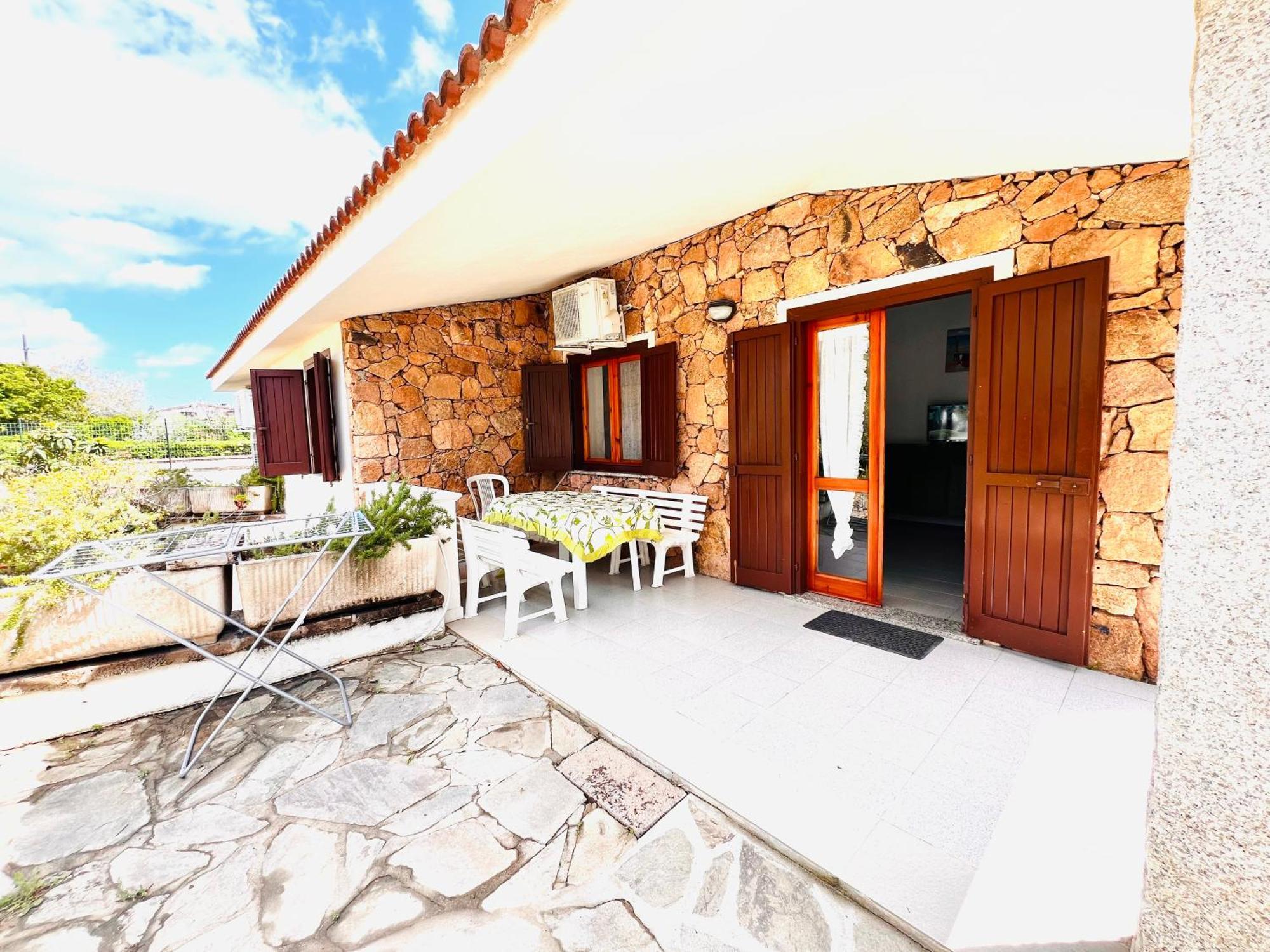 Residence La Cinta 8 San Teodoro  Exteriör bild